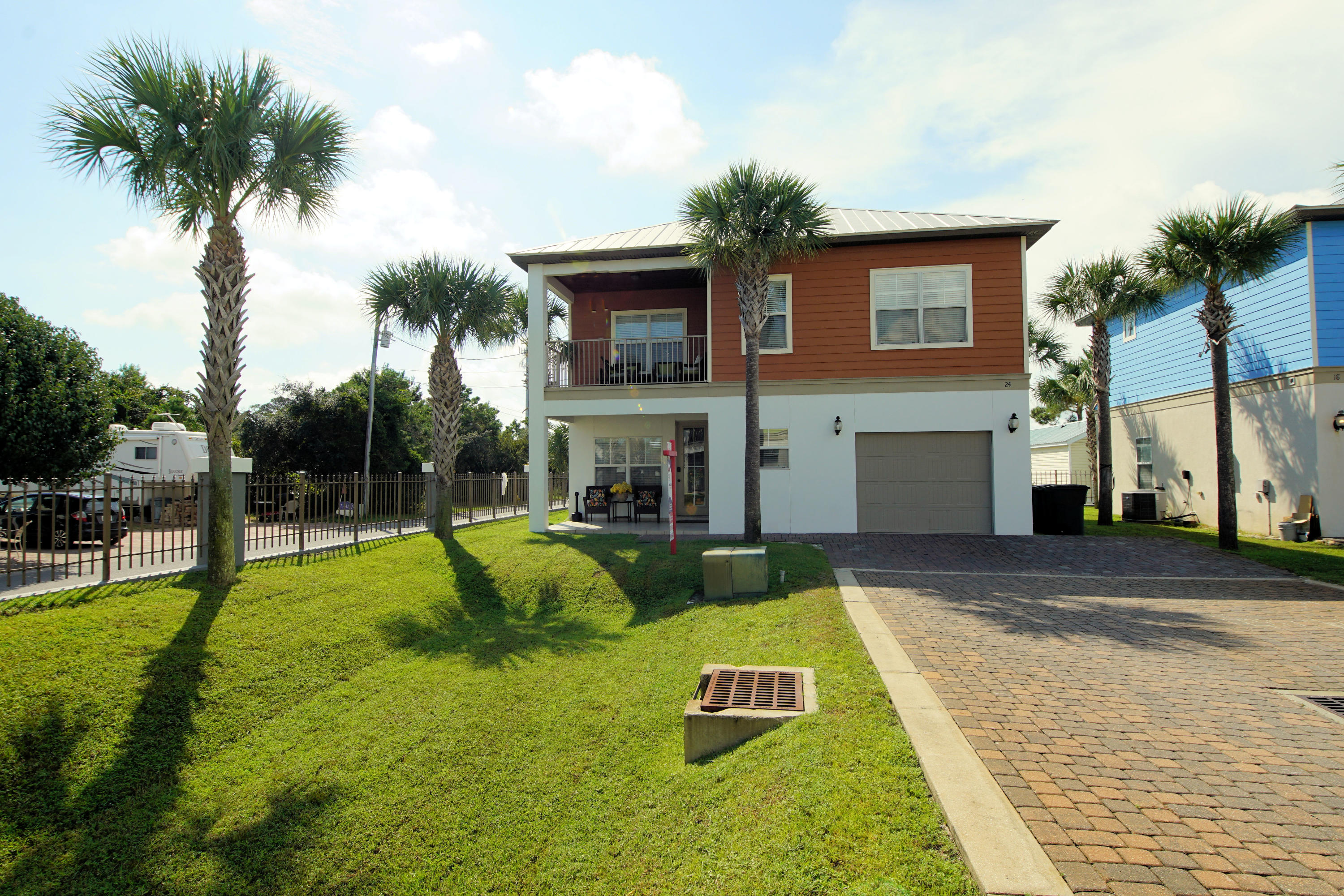 LEISURE BAY - Residential