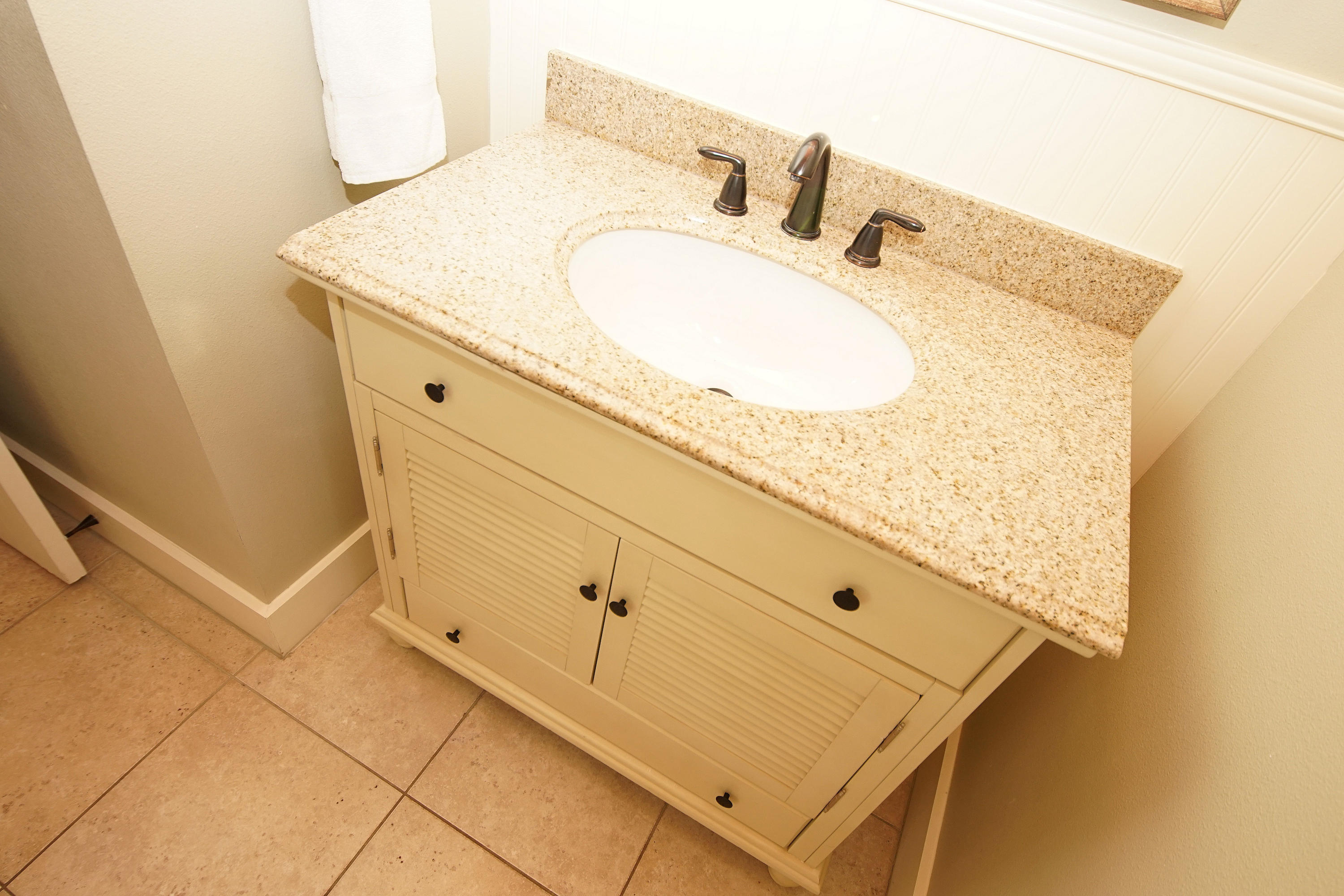 LEISURE BAY - Residential