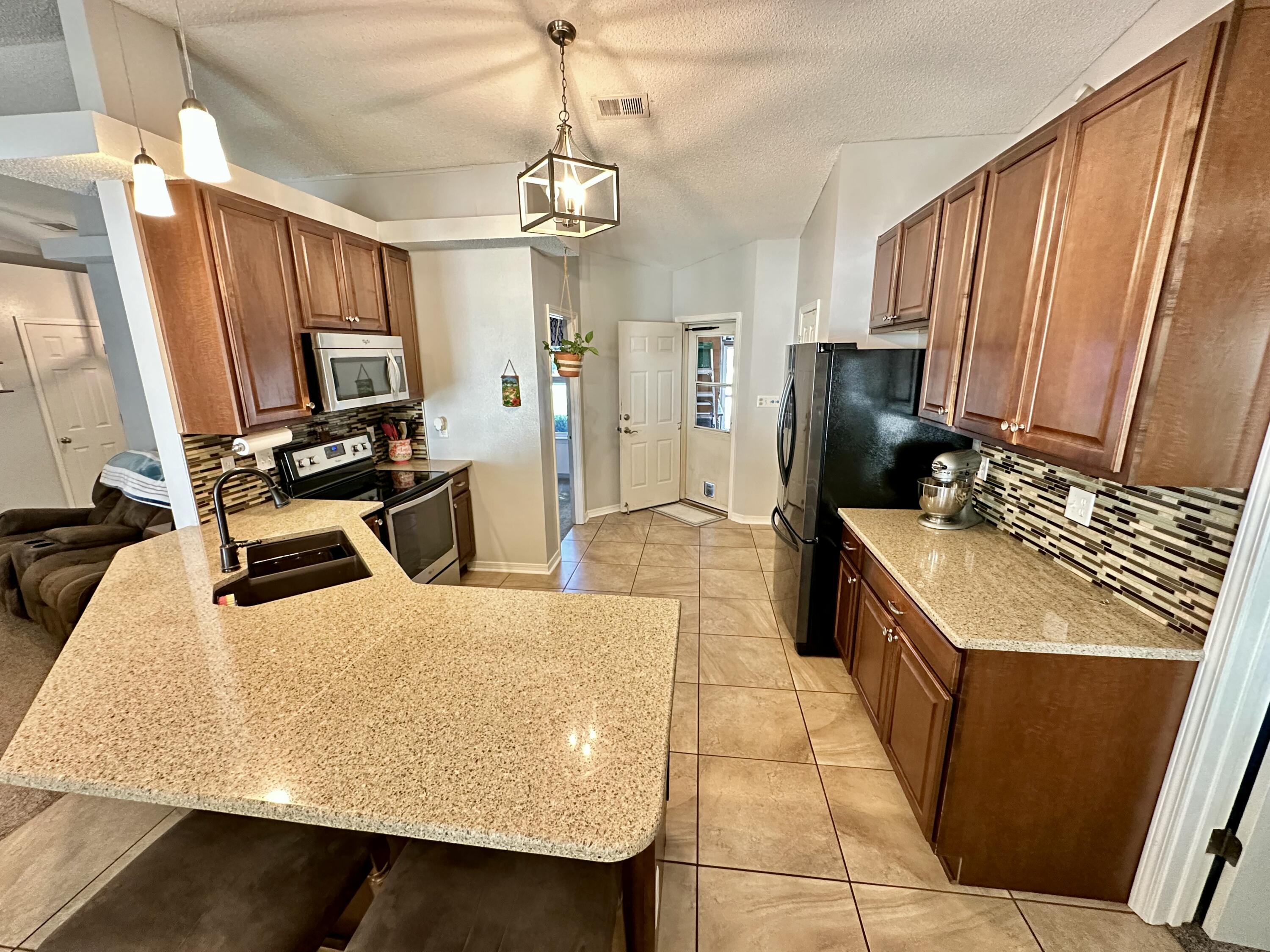 RIVERSIDE LANDING - Residential