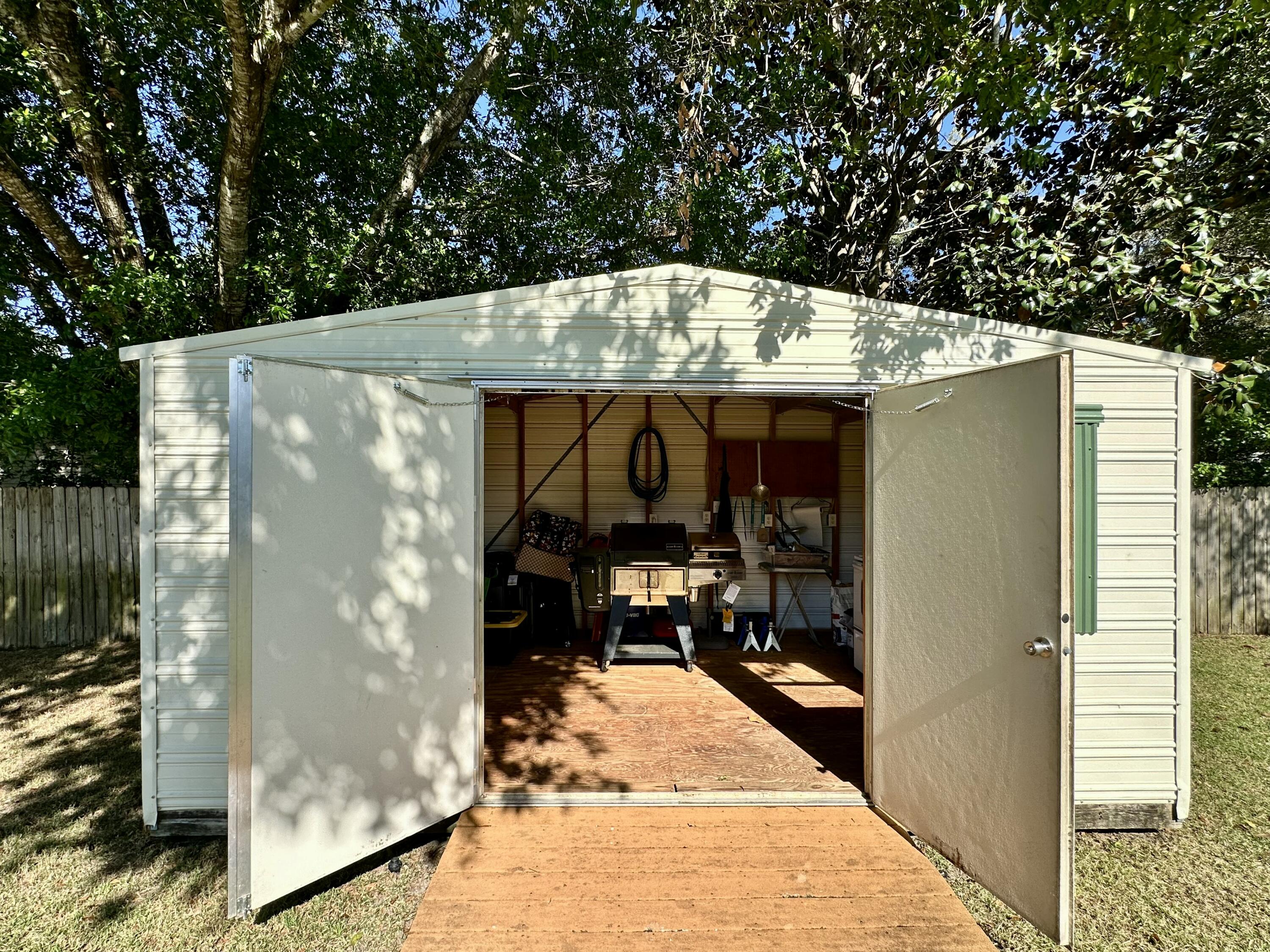RIVERSIDE LANDING - Residential