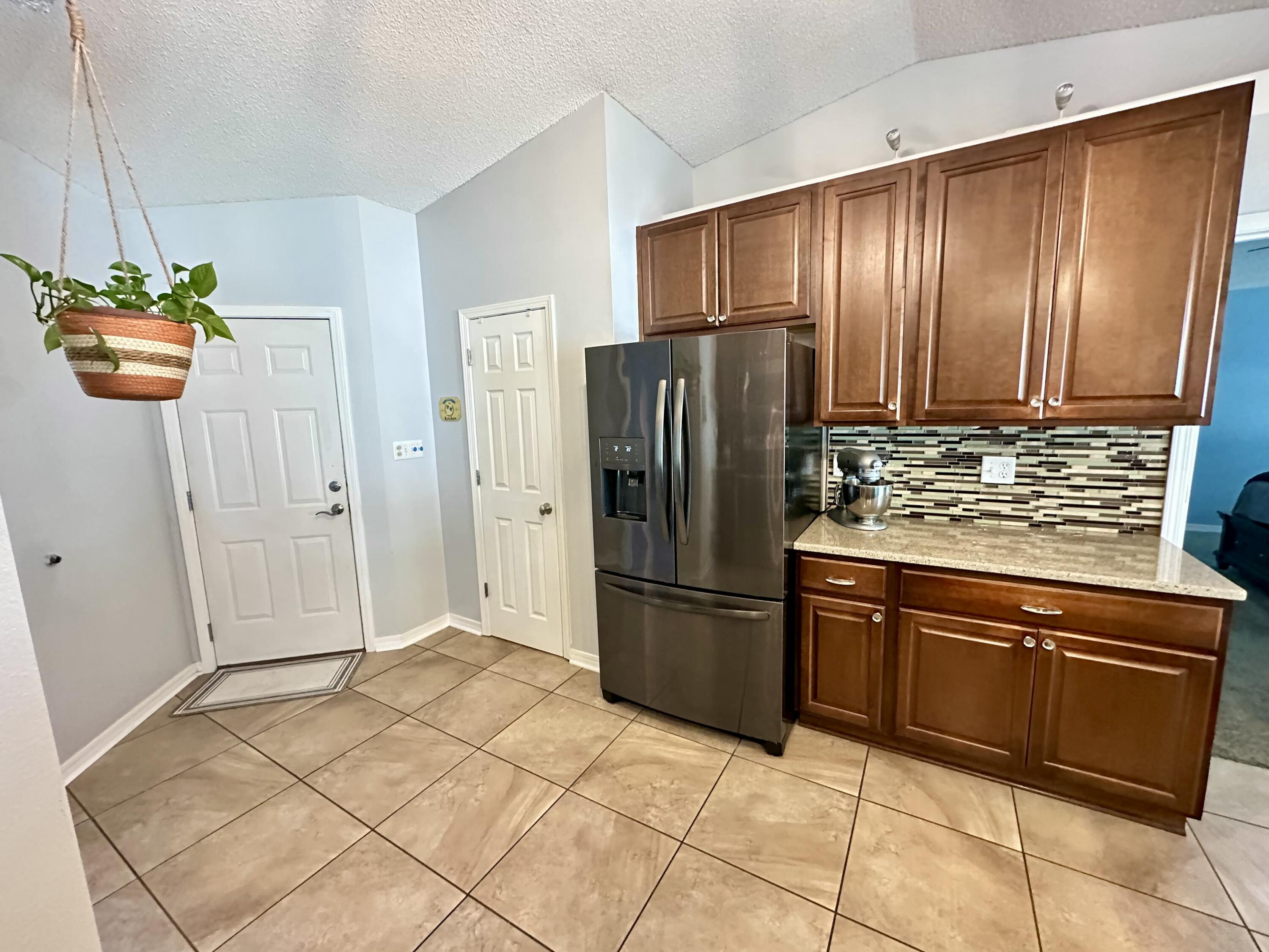 RIVERSIDE LANDING - Residential