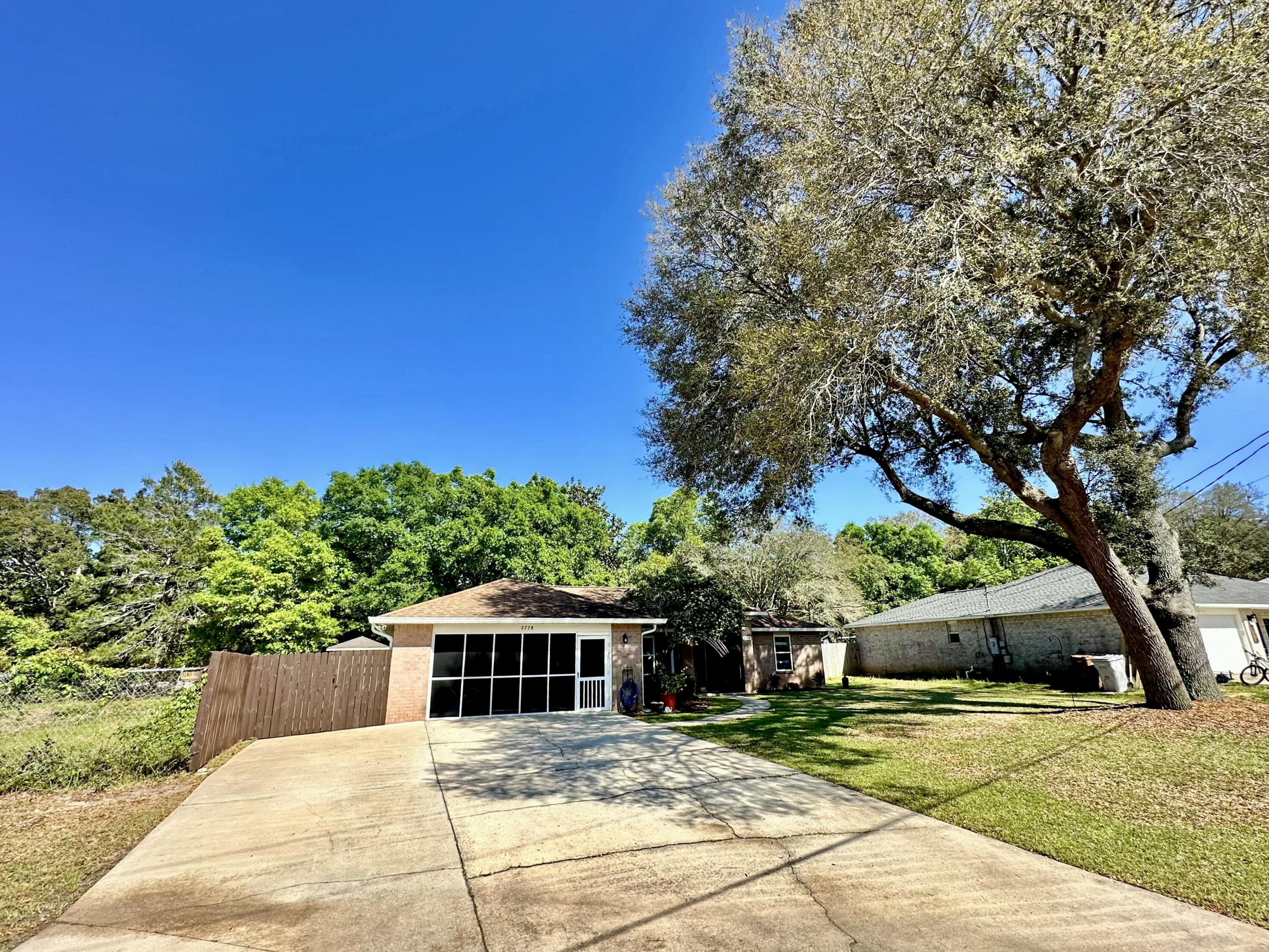 RIVERSIDE LANDING - Residential