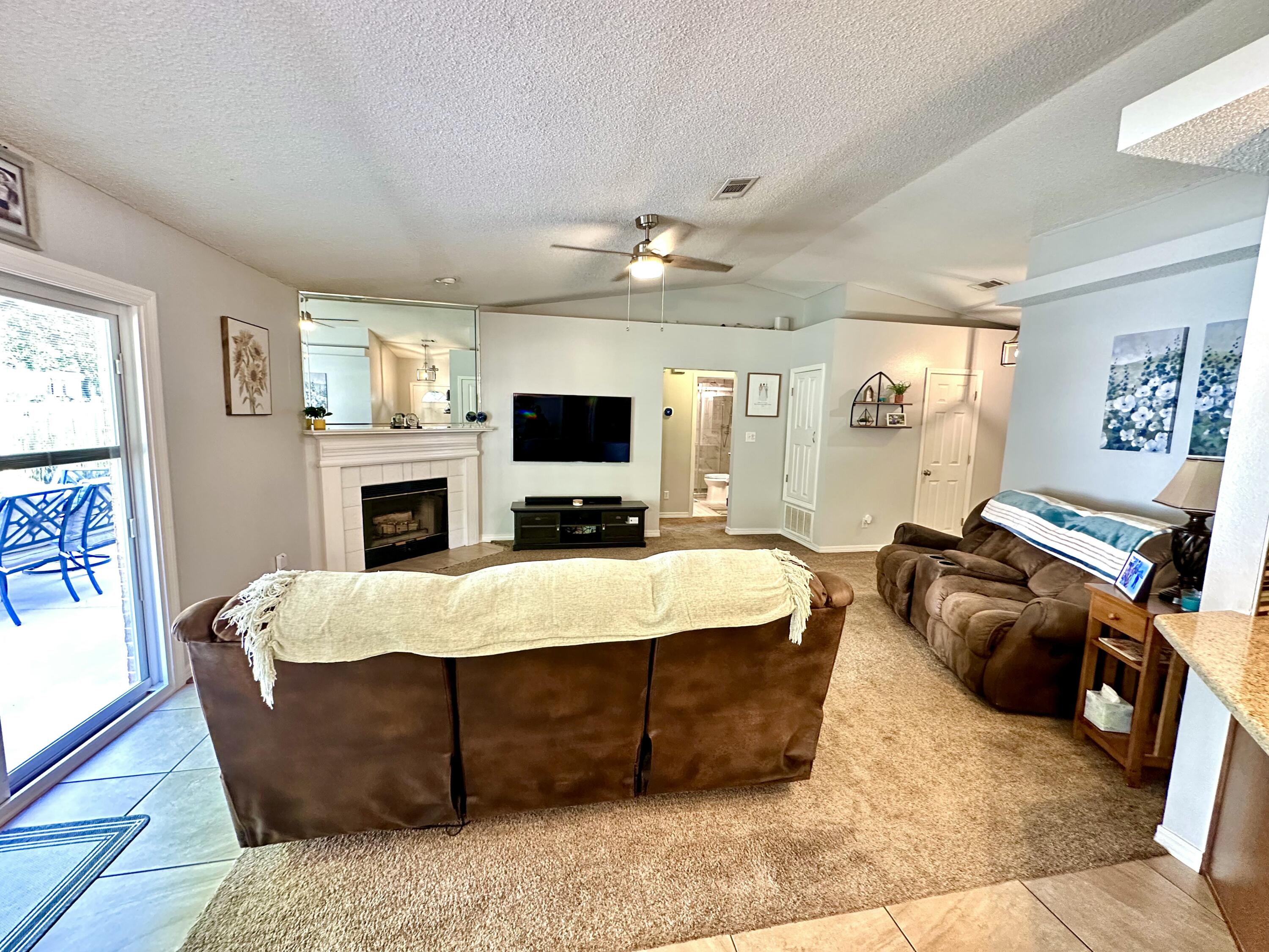 RIVERSIDE LANDING - Residential