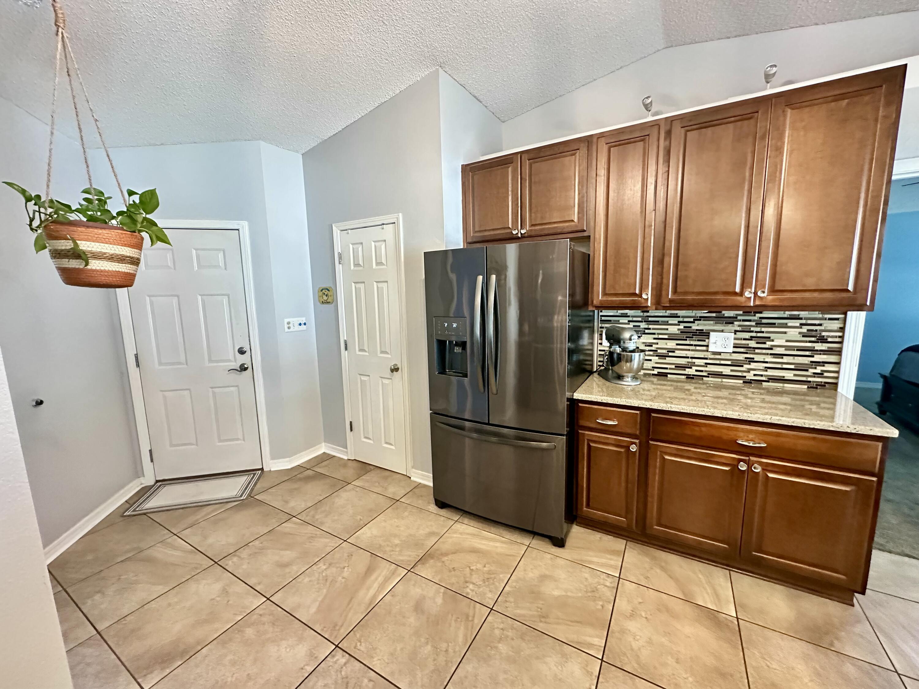 RIVERSIDE LANDING - Residential