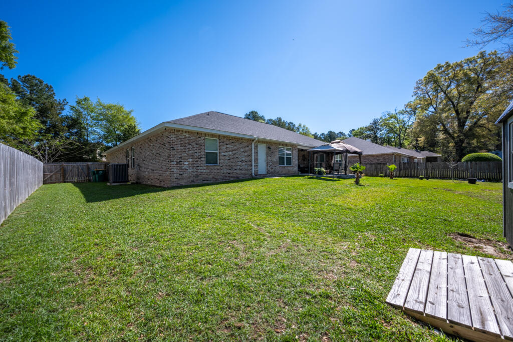 WINDMEADOWS - Residential