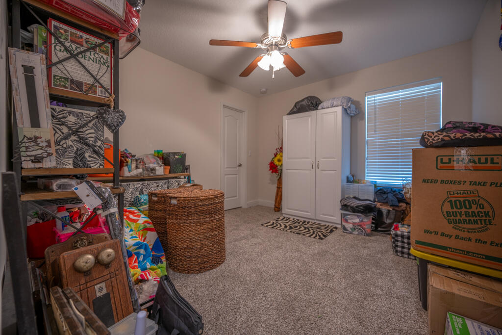 WINDMEADOWS - Residential