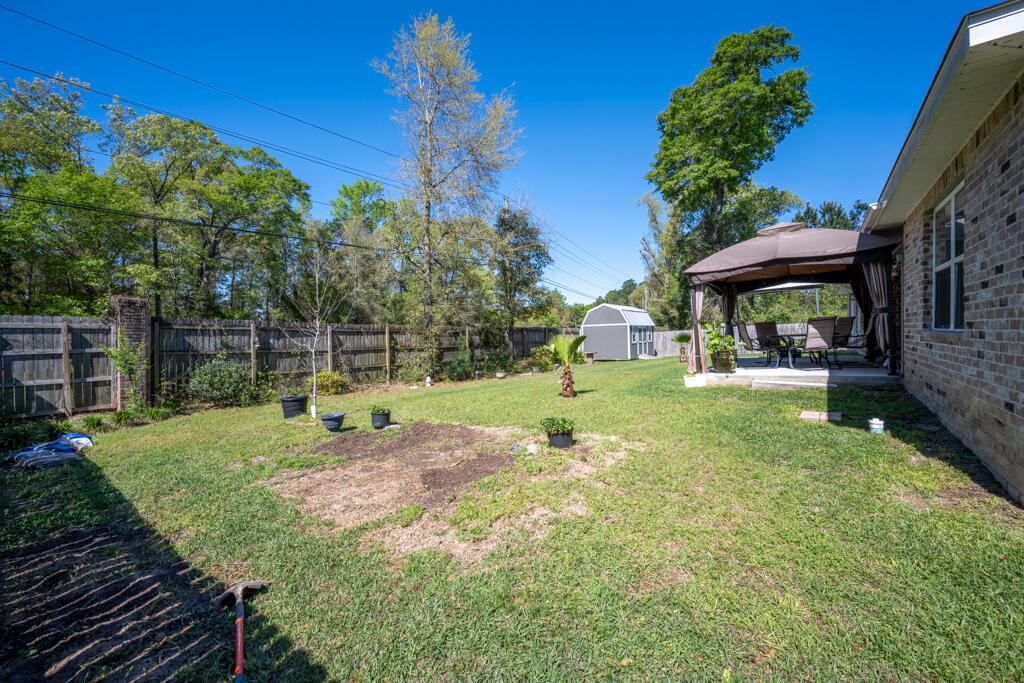 WINDMEADOWS - Residential