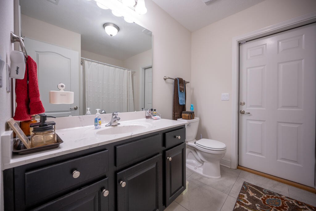 WINDMEADOWS - Residential