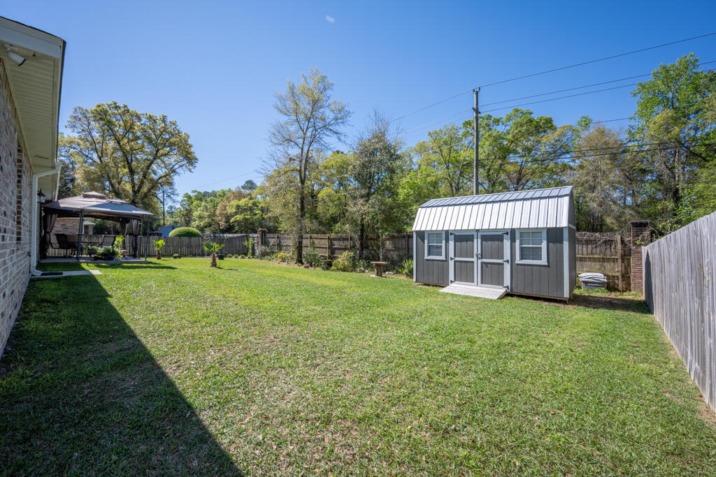 WINDMEADOWS - Residential