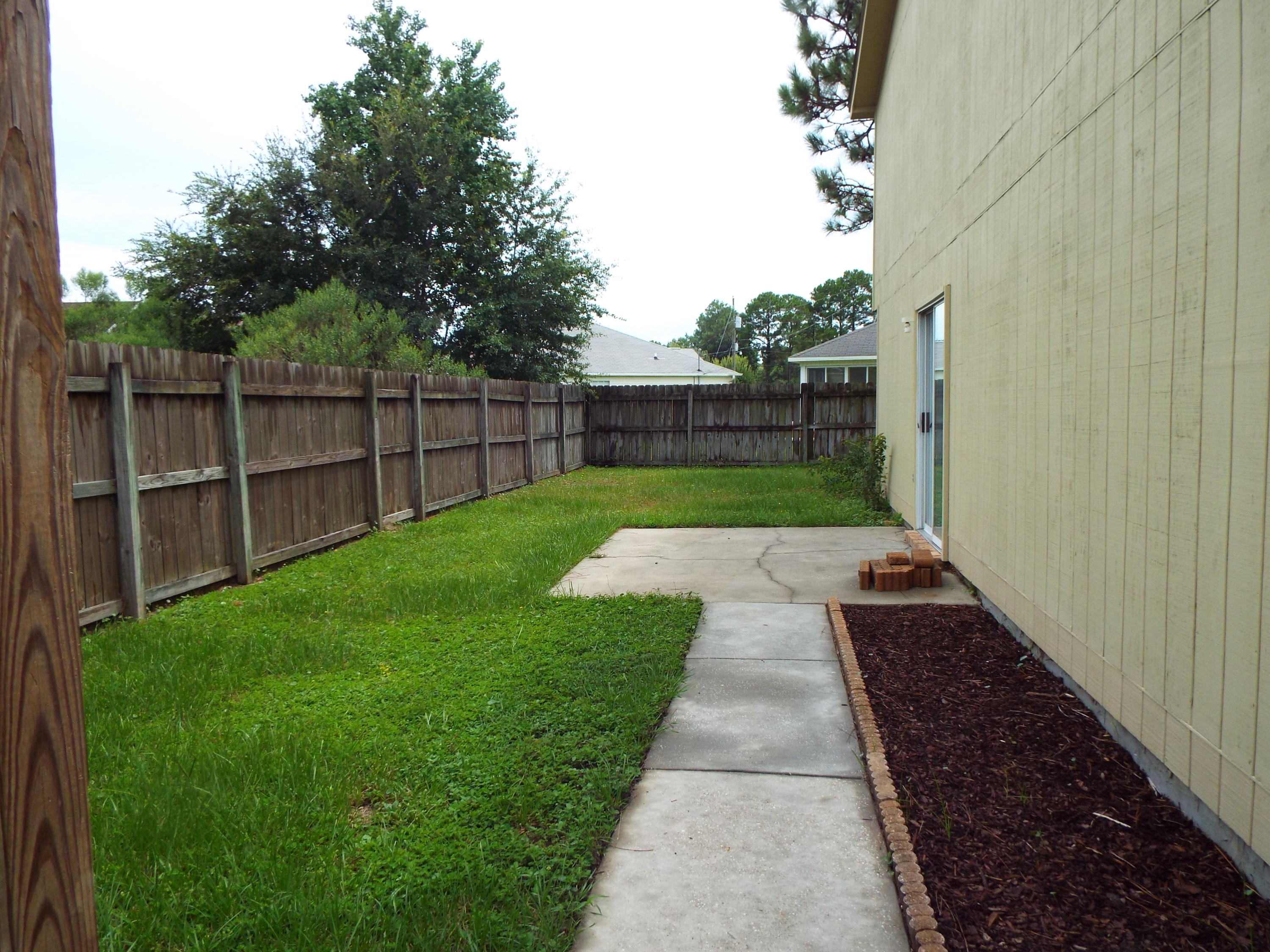 FOREST OAKS PH 1 - Residential Lease