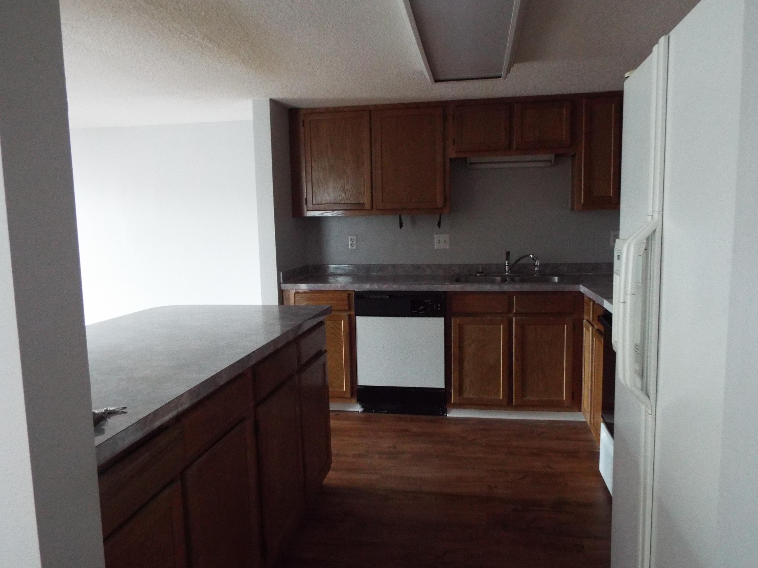 FOREST OAKS PH 1 - Residential Lease