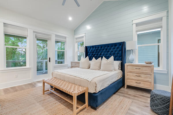 LAKESIDE AT BLUE MOUNTAIN BEACH - Residential Lease