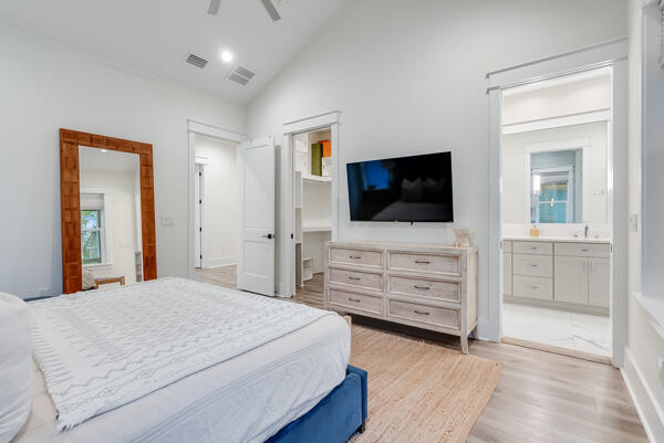 LAKESIDE AT BLUE MOUNTAIN BEACH - Residential Lease