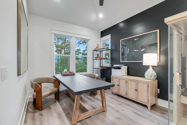 LAKESIDE AT BLUE MOUNTAIN BEACH - Residential Lease