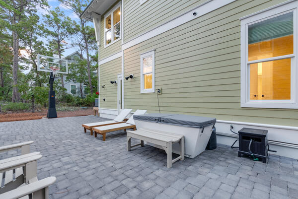 LAKESIDE AT BLUE MOUNTAIN BEACH - Residential Lease