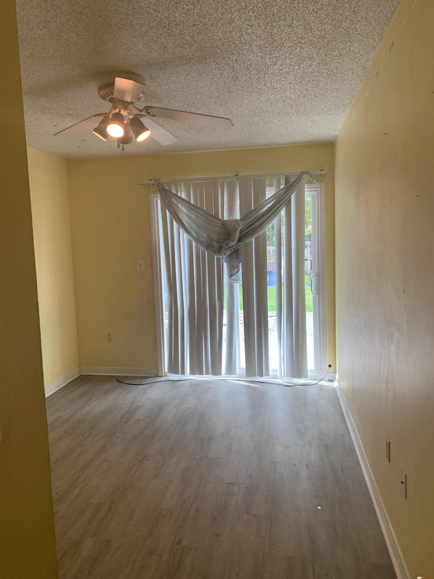 QUAIL RIDGE 1ST ADDN - Residential