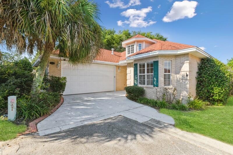 MEDITERRANEAN VILLAGE AT BLUEWATER BAY - Residential