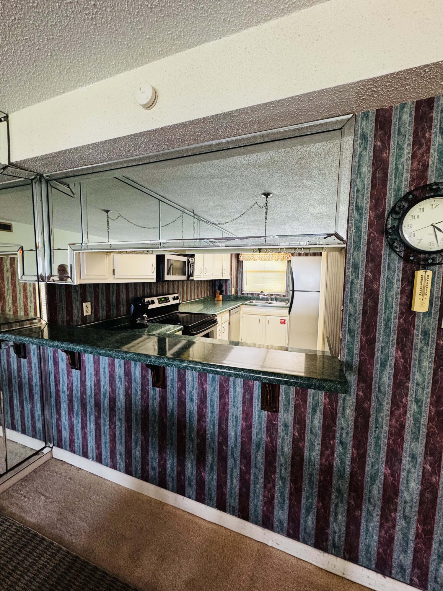 EL MATADOR UNIT 133 - Residential
