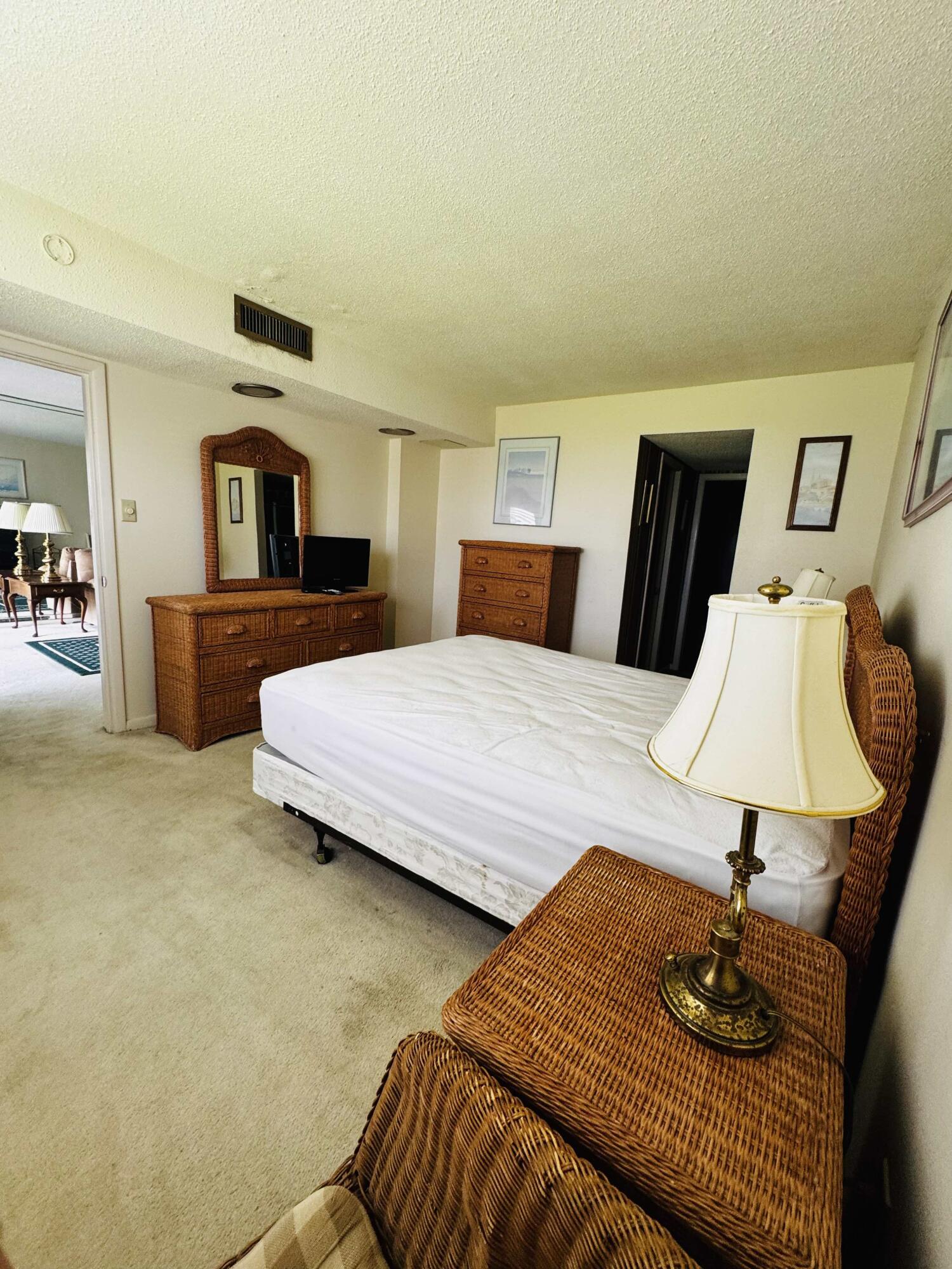 EL MATADOR UNIT 133 - Residential