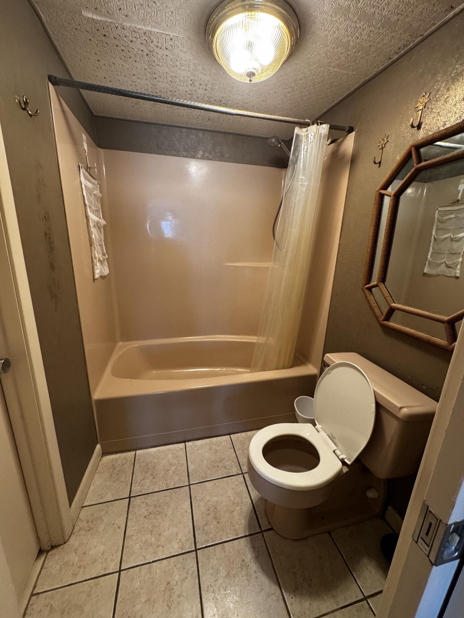EL MATADOR UNIT 133 - Residential