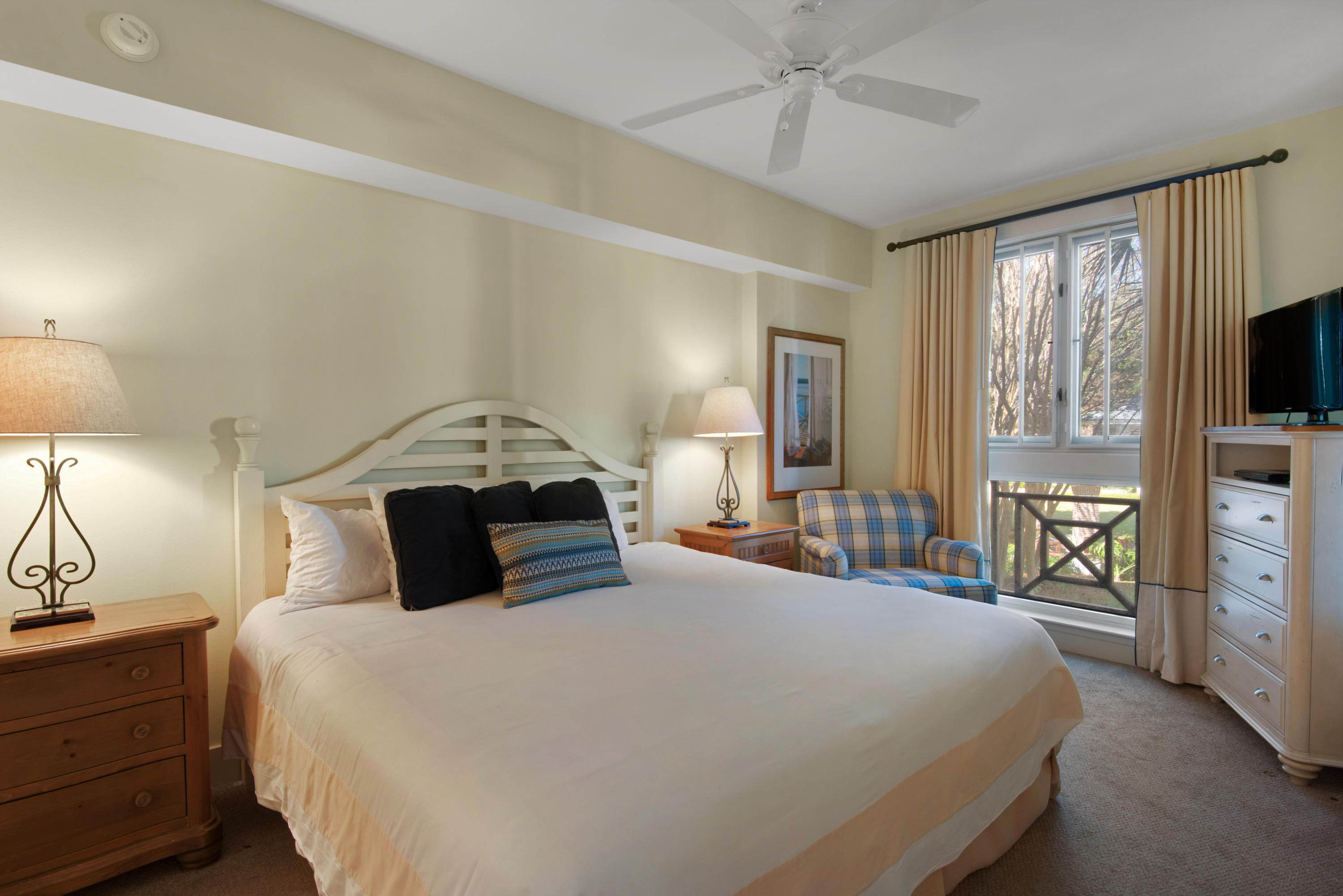 OBSERVATION POINT - Residential