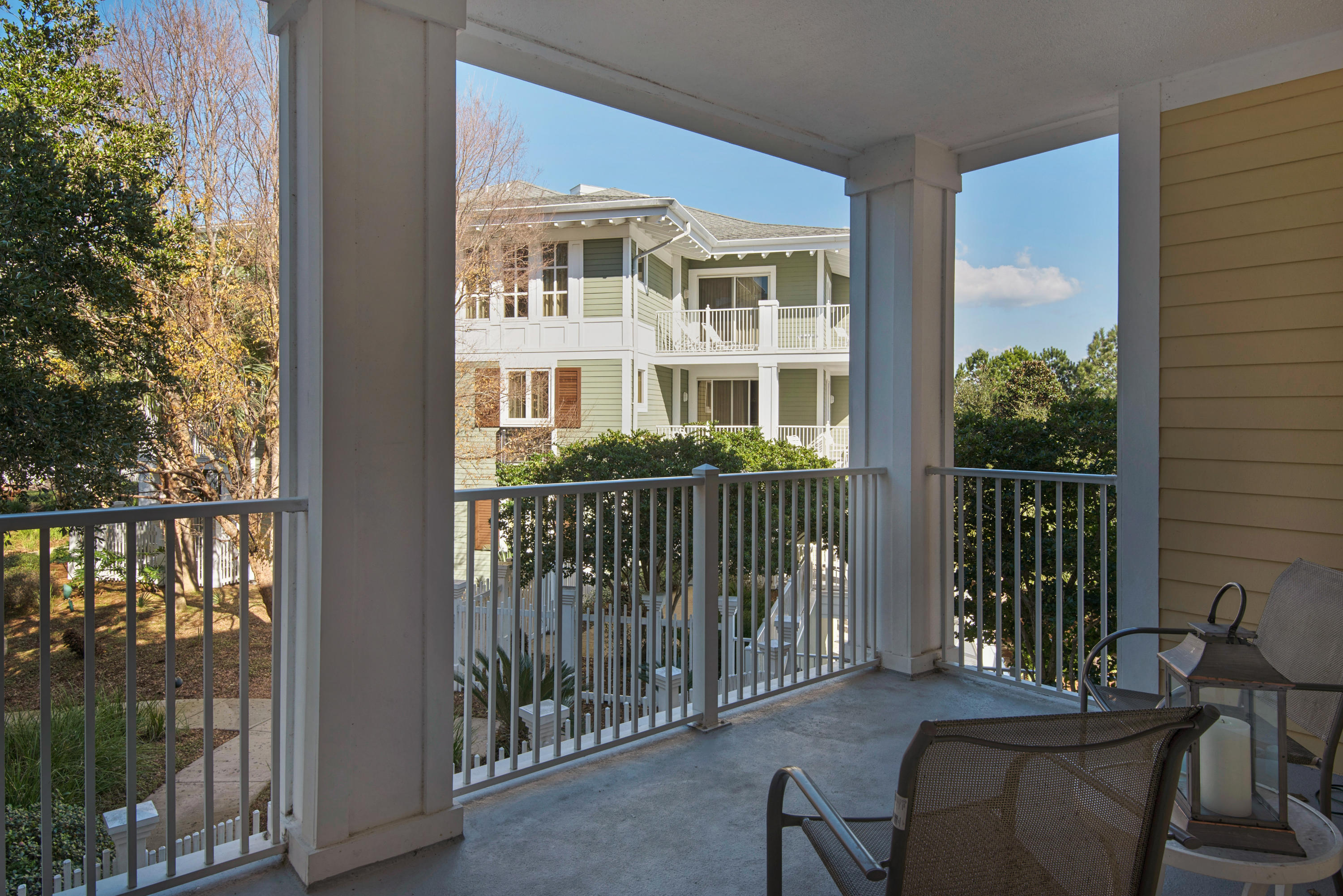 OBSERVATION POINT - Residential