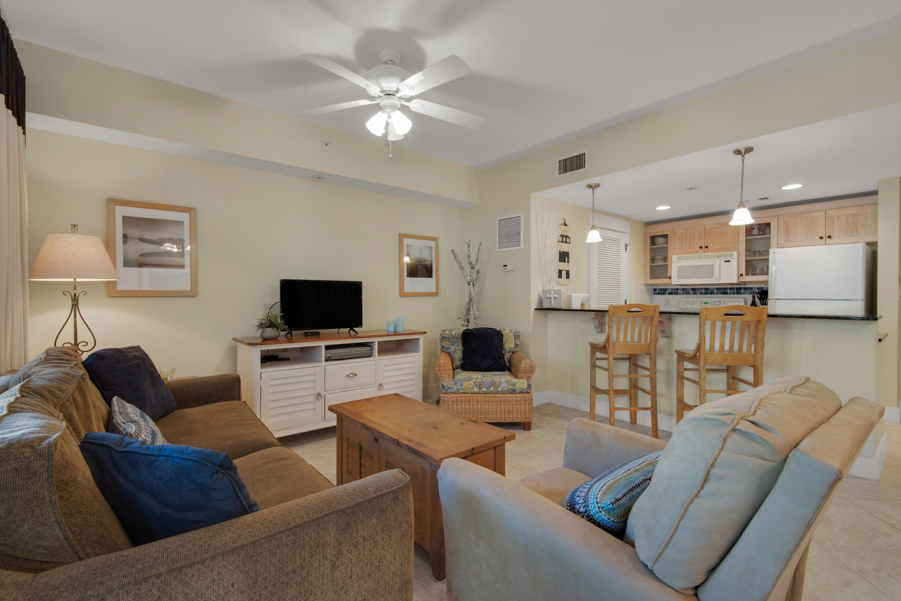 OBSERVATION POINT - Residential