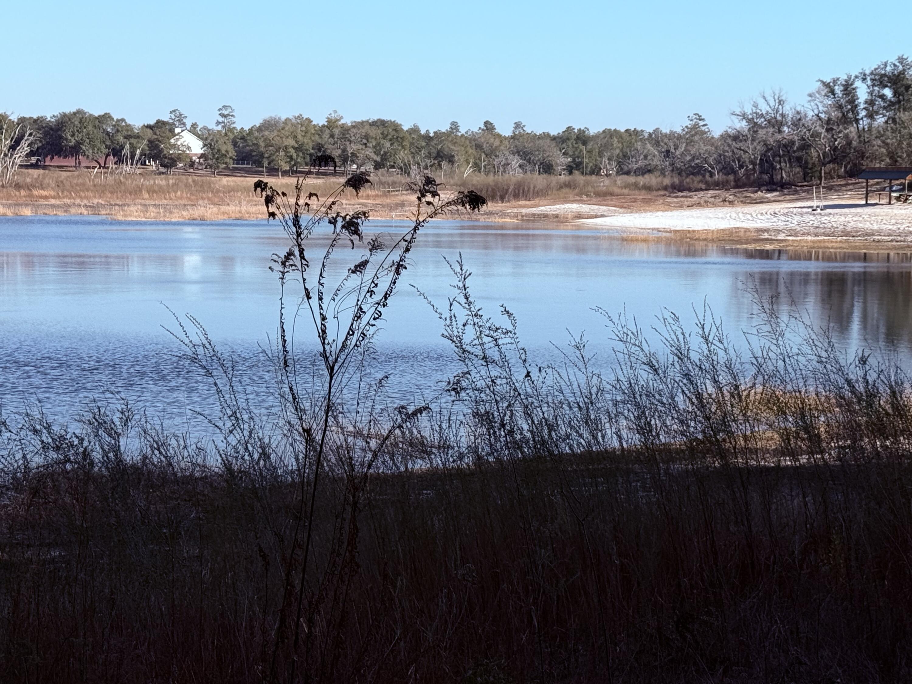 RIVER LAKE SUB - Land