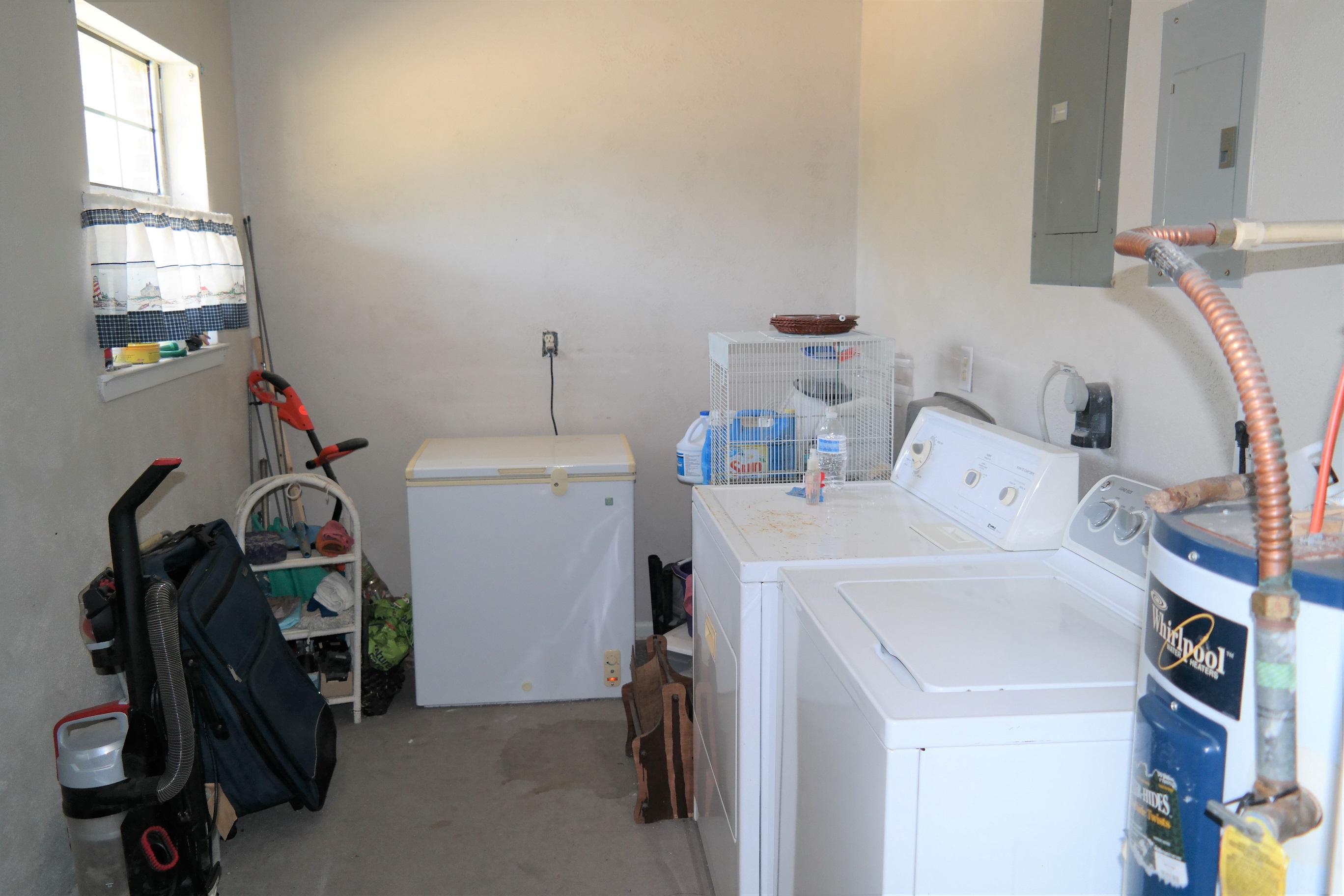 NO RECORDED SUBDIVISION - Residential