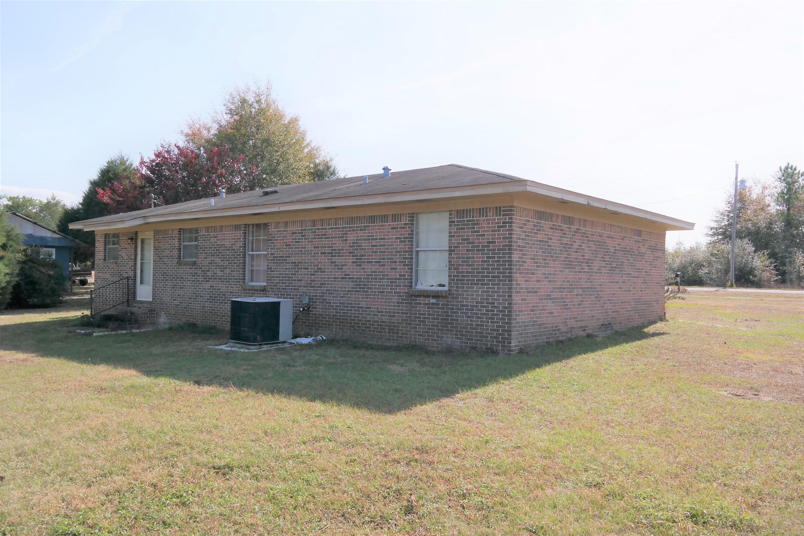 NO RECORDED SUBDIVISION - Residential