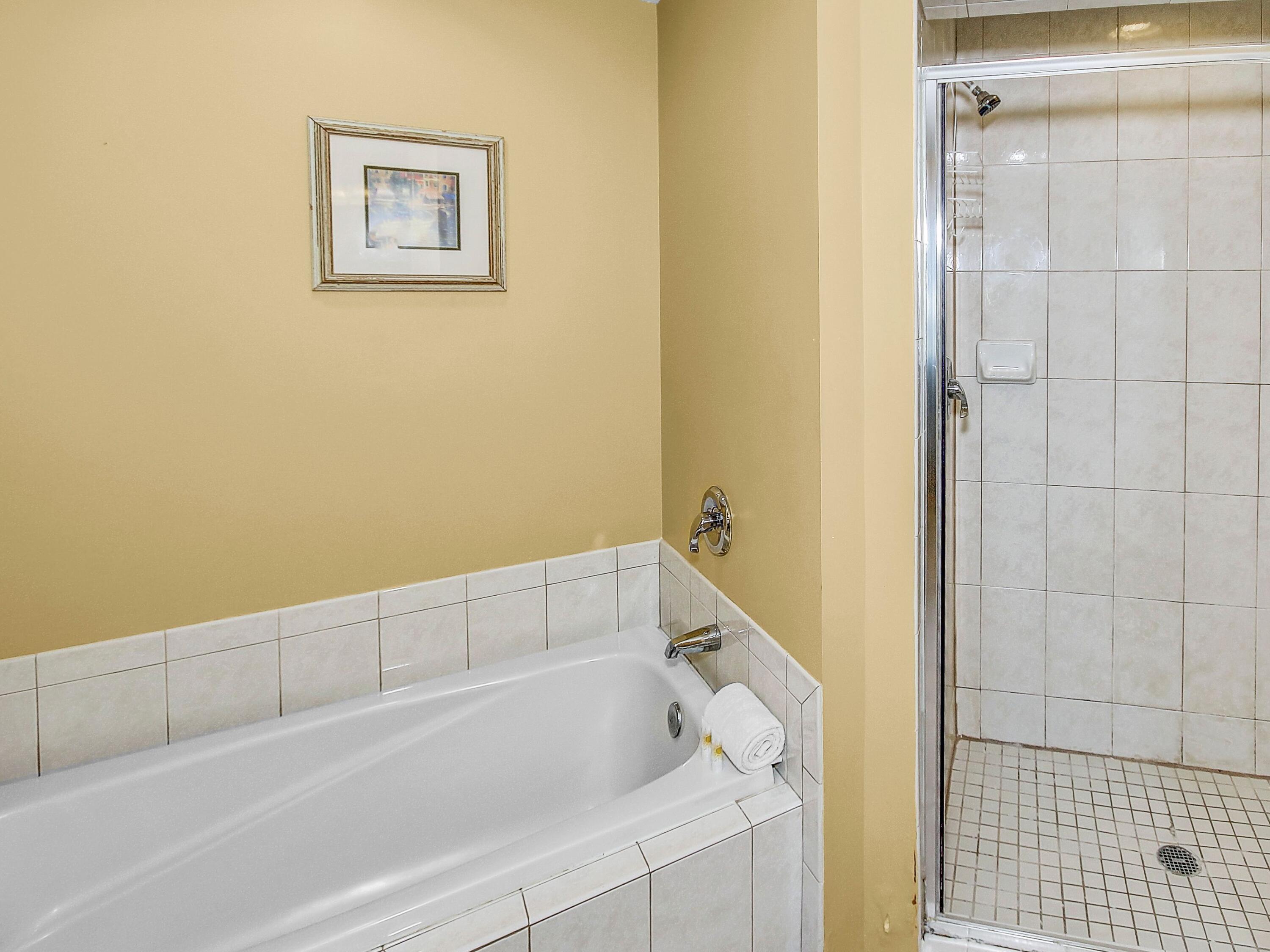 DESTIN WEST BEACH & BAY RESORT-GULFSIDE - Residential