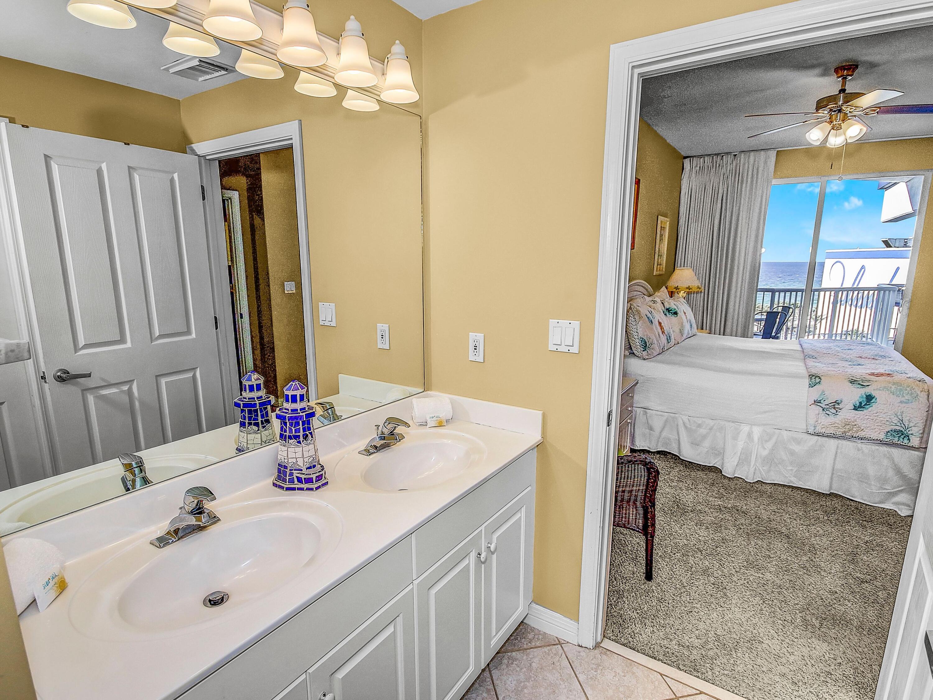 DESTIN WEST BEACH & BAY RESORT-GULFSIDE - Residential