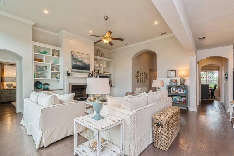 HAMMOCK BAY - Residential