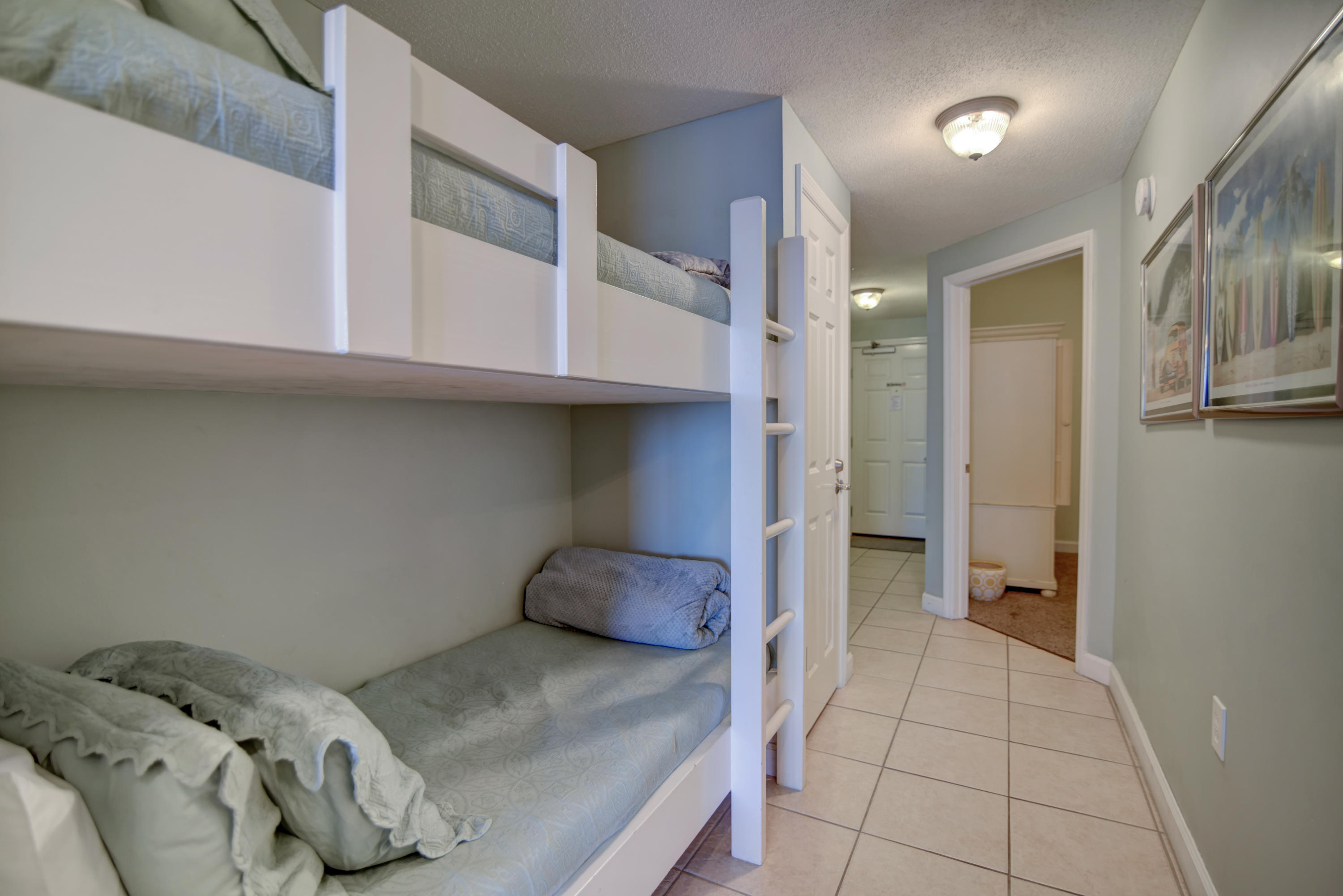 SEYCHELLES RESORT CONDO - Residential