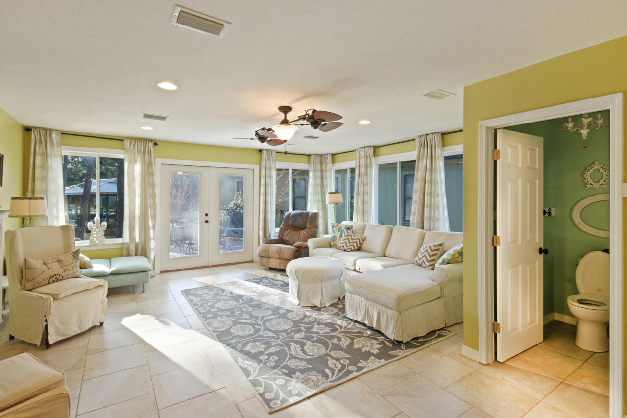 SANTA ROSA BEACH ESTATES - Residential