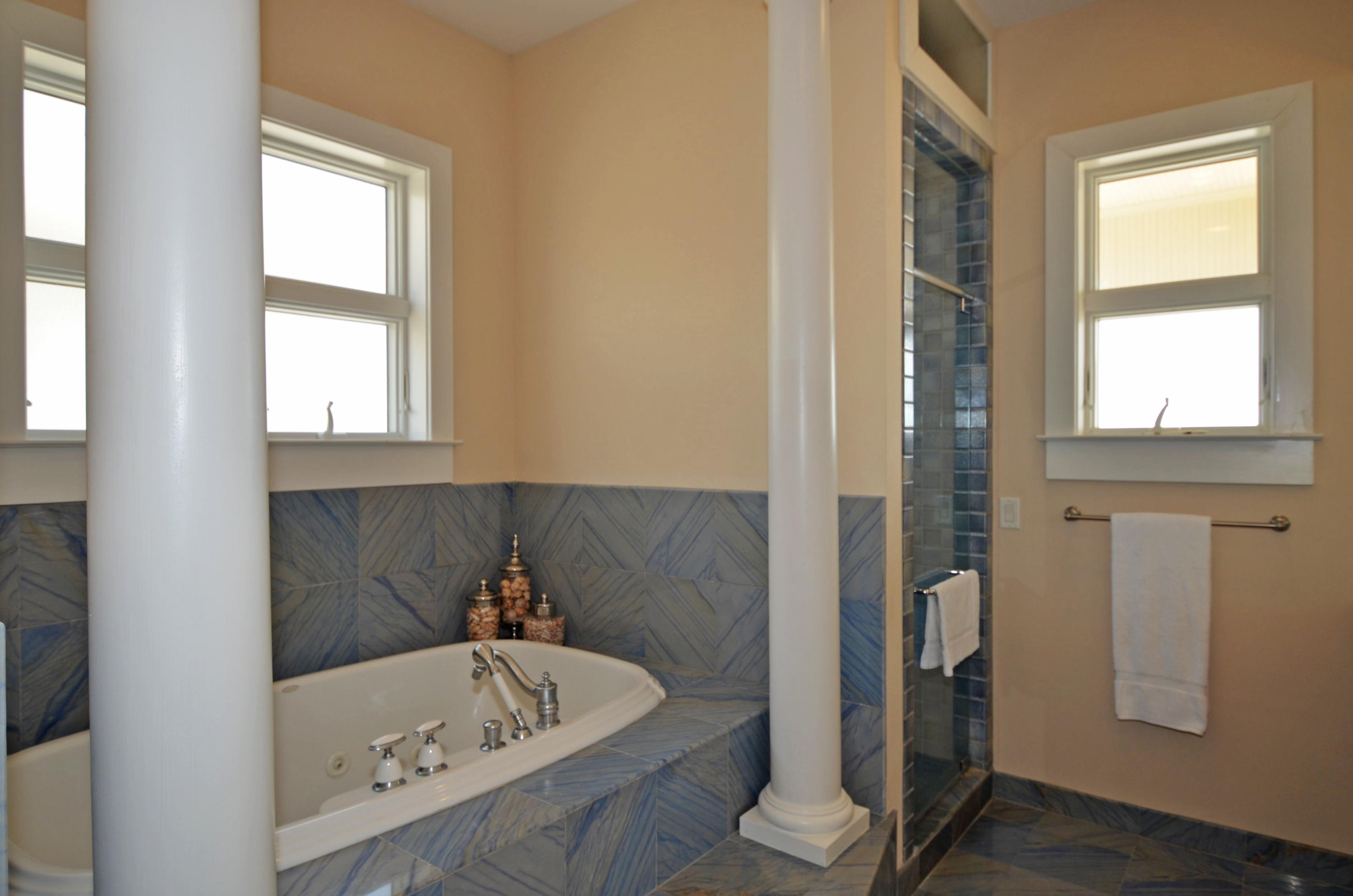 DESTIN POINTE - Residential