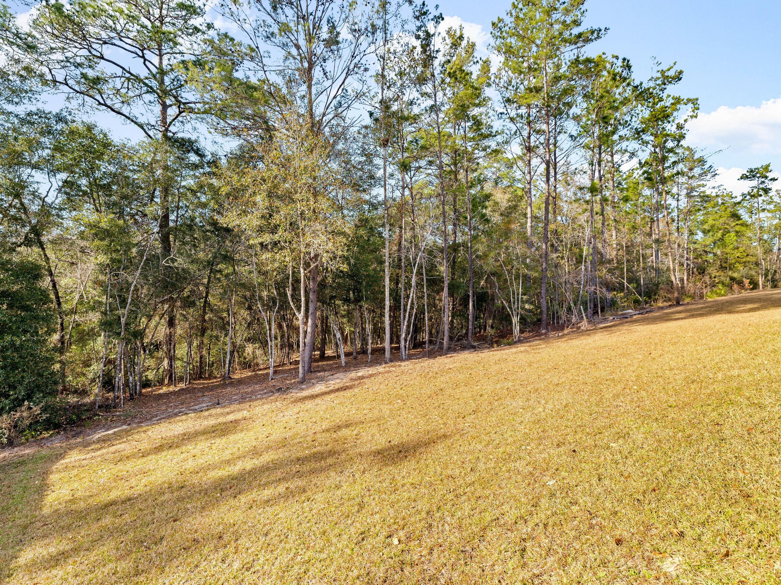 CROSS CREEK ESTATES - Residential