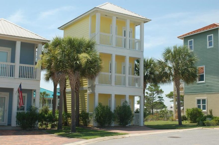 EXCEPTIONAL BEAUTY! This is an excellent vacation home/rental home. Ideal for a family, and only a 5 minute golf cart ride to the Beach. Home features granite counter tops and travertine flooring, plus each bedroom offers it's own private bath. Located in Blue Mountain Beach and the highest elevation in Walton County, this beach cottage is priced at or below todays' market and shows well. Amenities include access to the Blue Mountain Beach Club entitling use of the pool(s) facilities, Tiki bar at main pool, nice fitness facility, and lighted shuffleboard courts.