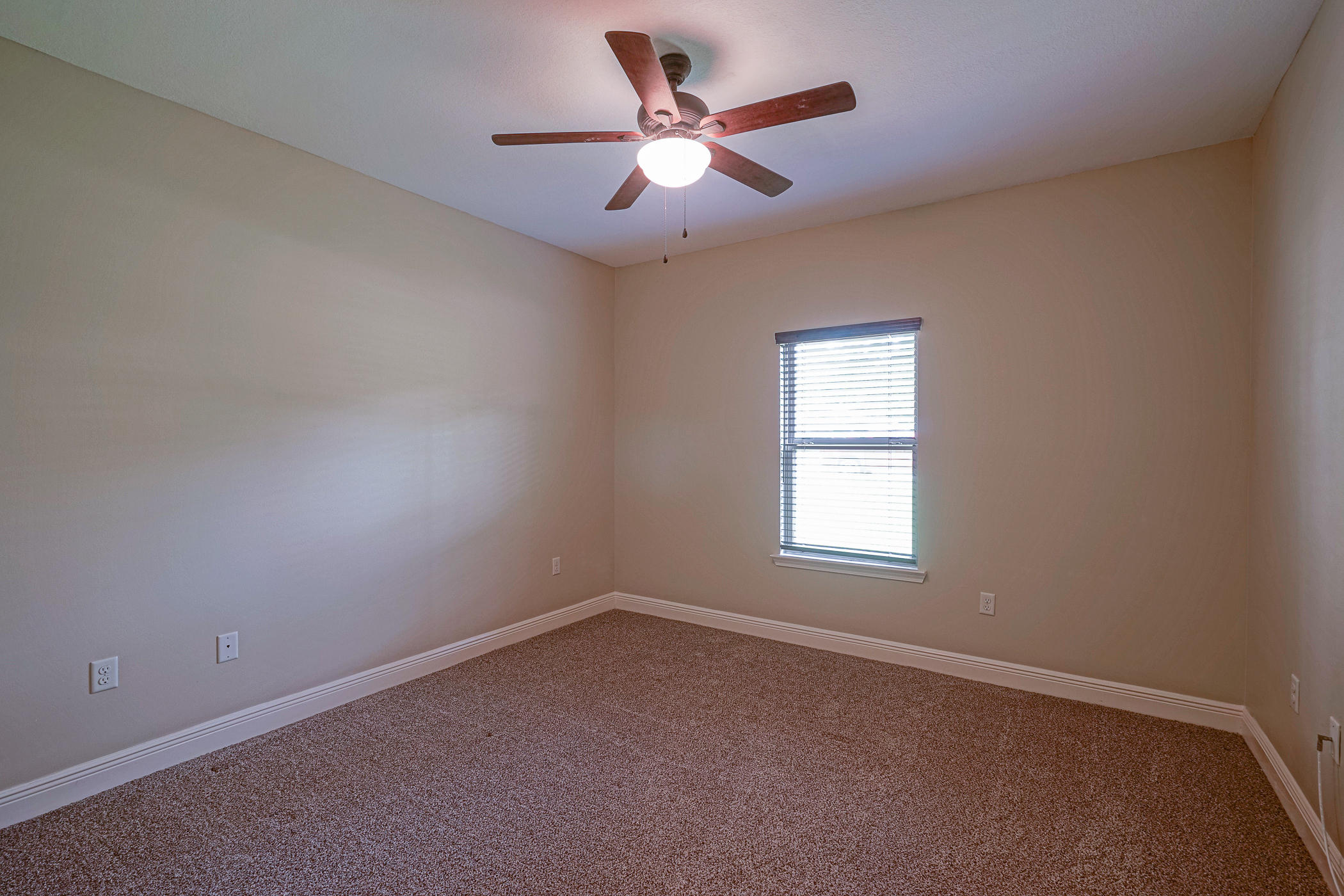 CRESTVIEW - Residential