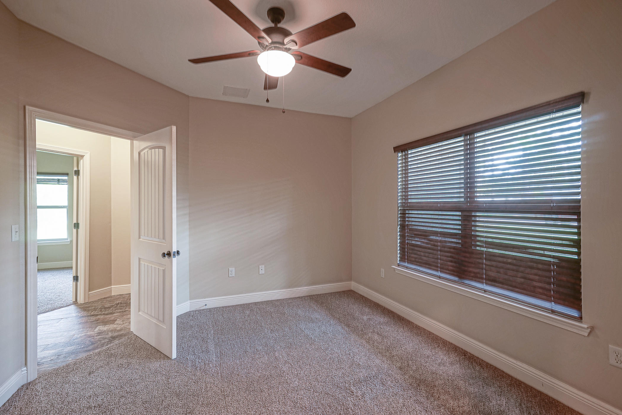 CRESTVIEW - Residential