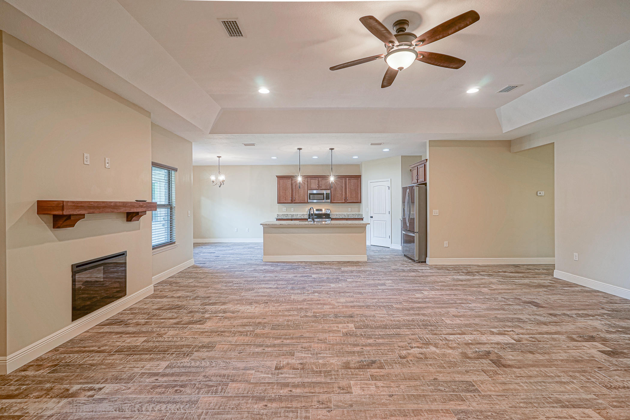 CRESTVIEW - Residential