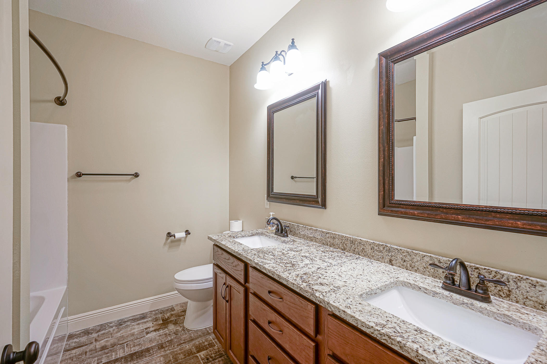 CRESTVIEW - Residential