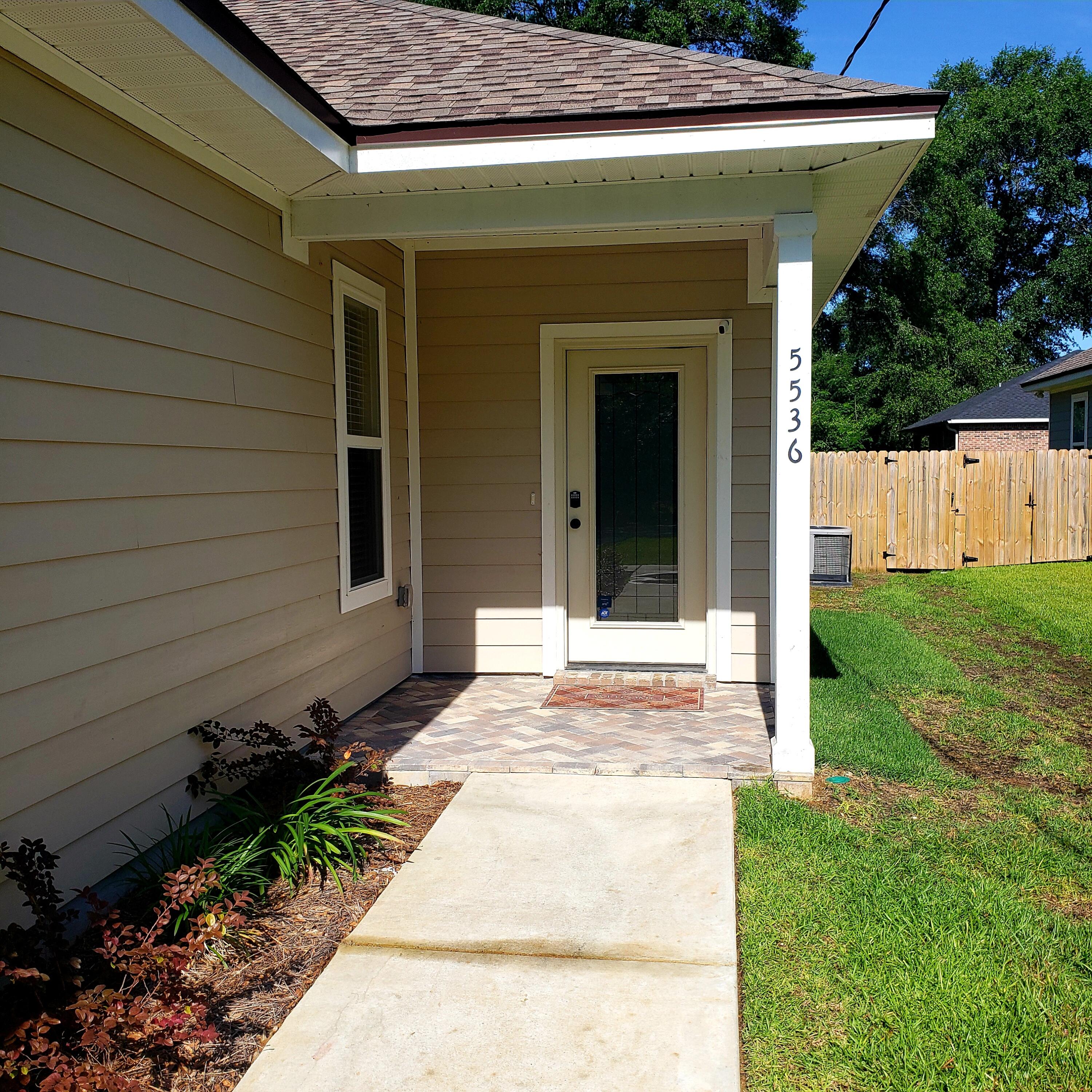 OAKDALE MINI FARMS - Residential