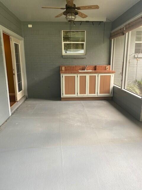 J JOHNSON UNREC - Residential