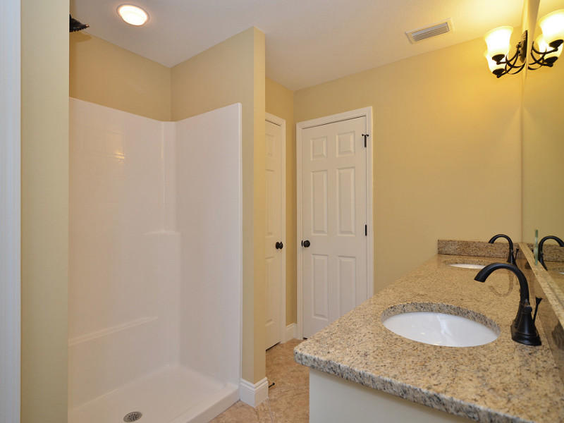 ANNABELLA'S TOWNHOMES - Residential