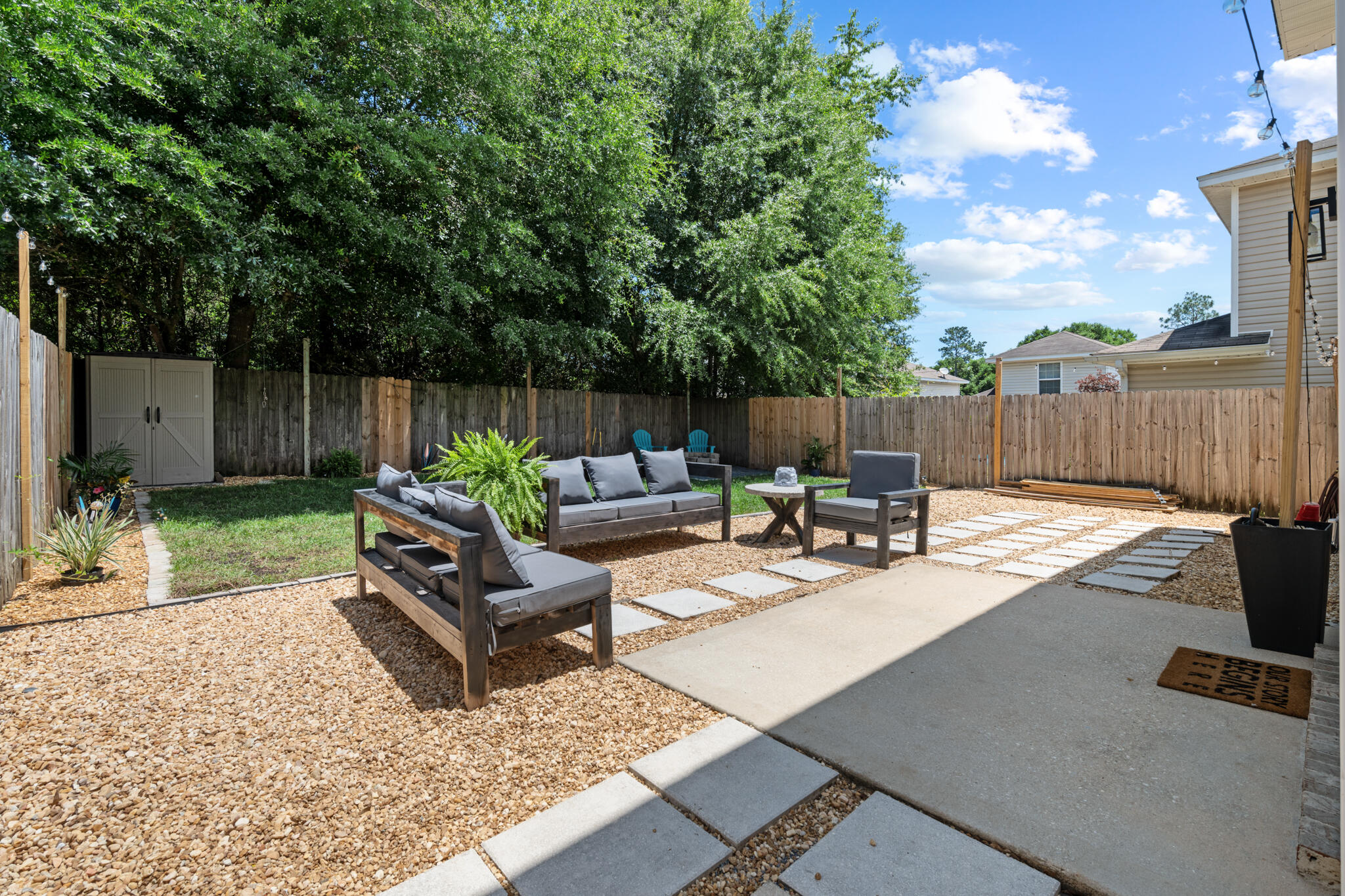 STILLWELL ESTATES - Residential