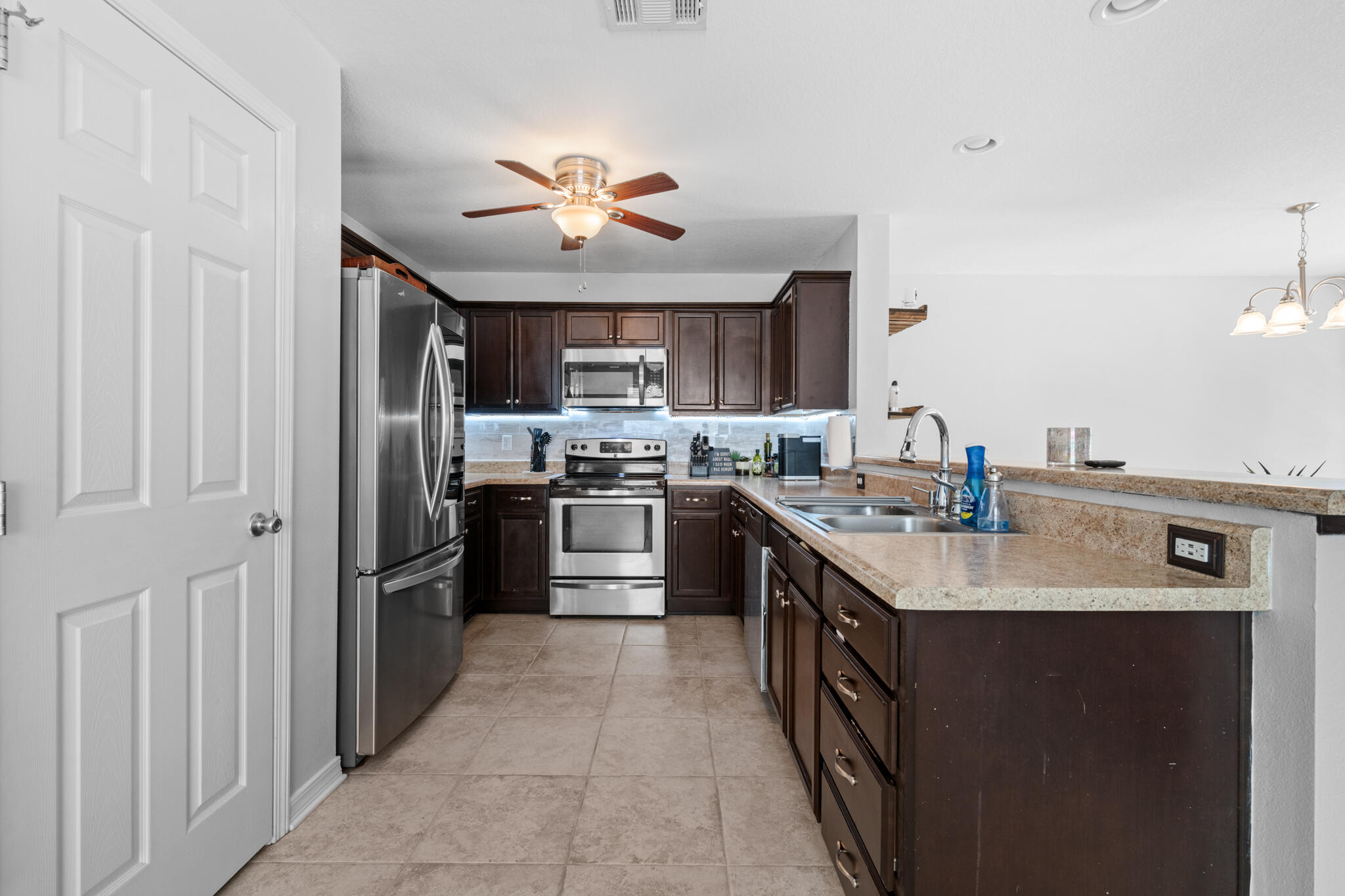 STILLWELL ESTATES - Residential