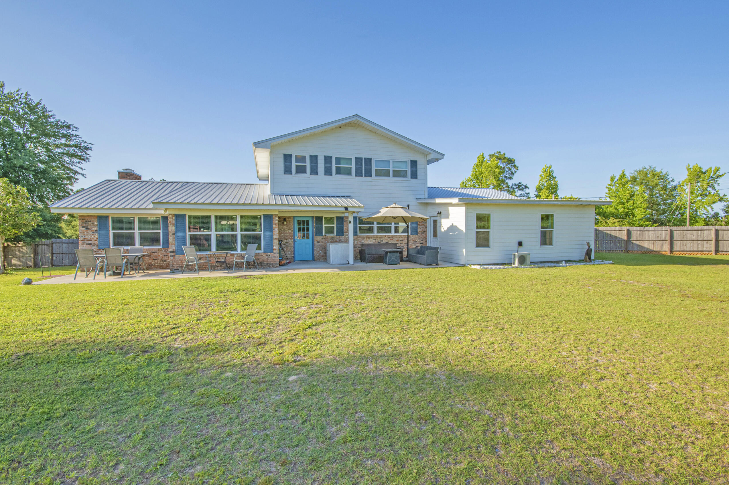 NO RECORDED SUBDIVISION - Residential