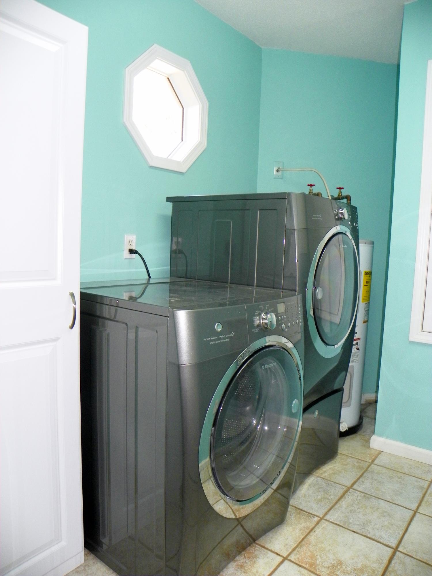 HILLTOP ACRES - Residential