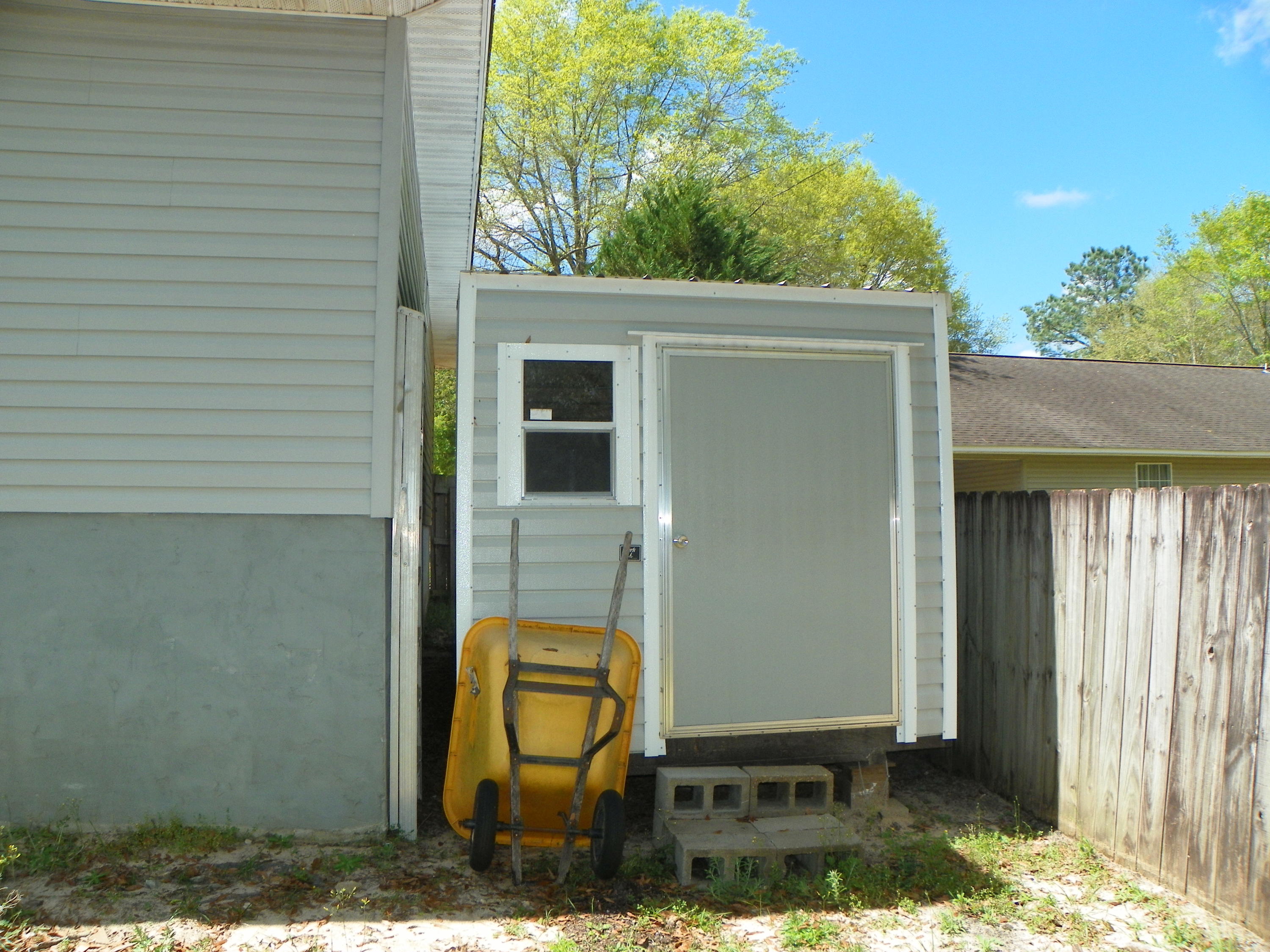 HILLTOP ACRES - Residential